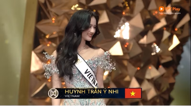 Ý Nhi từng chia sẻ: "Trong đêm chung kết, tôi chỉ mong có thể bước ra sân khấu với một tâm thế vững vàng, tự tin và là chính mình". y-nhi-05.jpg