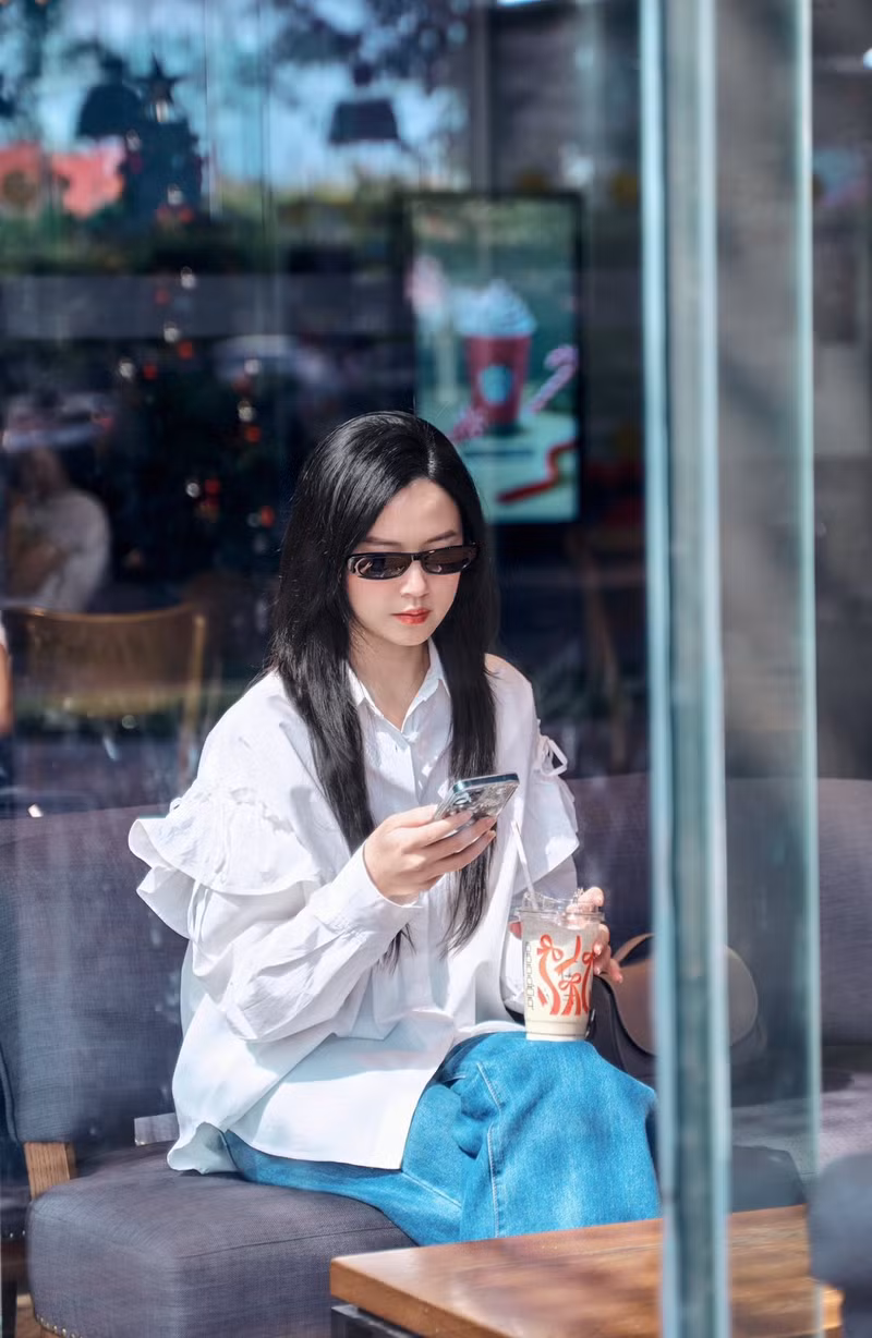 Dù đã ngoài 30, Midu vẫn giữ được vẻ cuốn hút nhờ duy trì lối sống lành mạnh, chăm chỉ tập luyện và luôn giữ tinh thần tích cực. midu-6.jpg