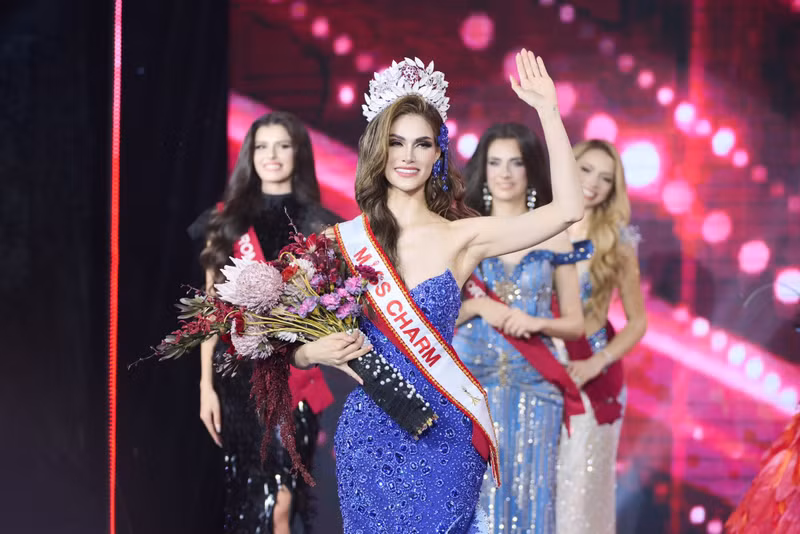 Tân Miss Charm - Anna Blanco sinh năm 1999. Cô cao 1m82, số đo 3 vòng lần lượt là 86-61-98cm. miss-charm-9.jpg