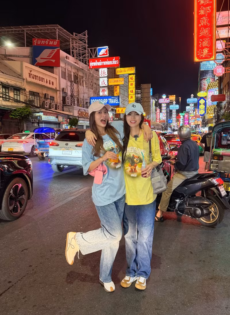 Đáng chú ý, dù vướng phải nhiều lời bàn tán từ cộng đồng mạng, cả Kỳ Duyên lẫn Thiên Ân đều không lên tiếng giải thích hay phủ nhận. ky-duyen-8.jpg