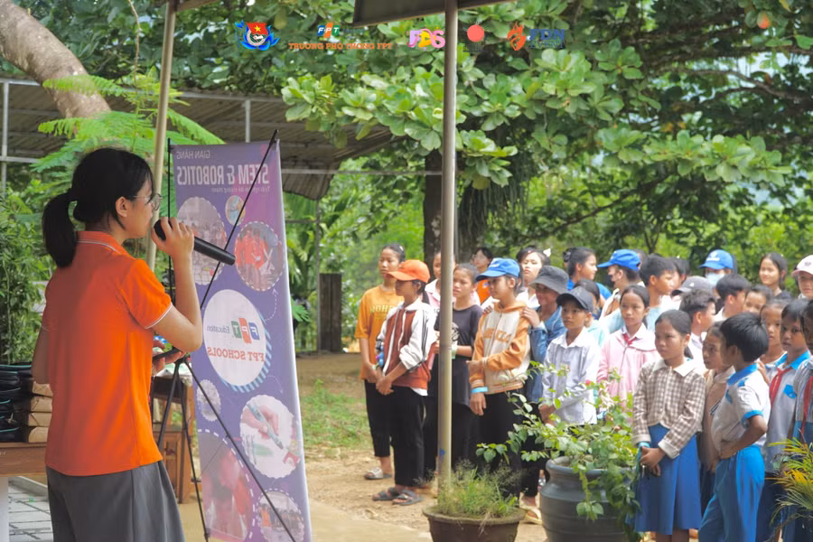 hoat-dong-thien-nguyen.jpg