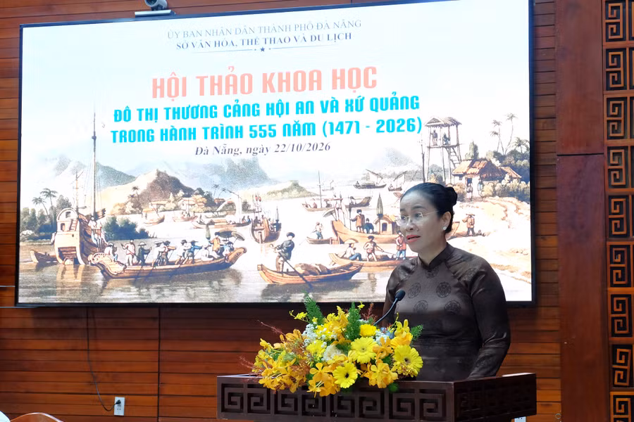 Bà Nguyễn Thị Anh Thi, Phó Chủ tịch UBND TP Đà Nẵng phát biểu khai mạc hội thảo. dscf2133.jpg
