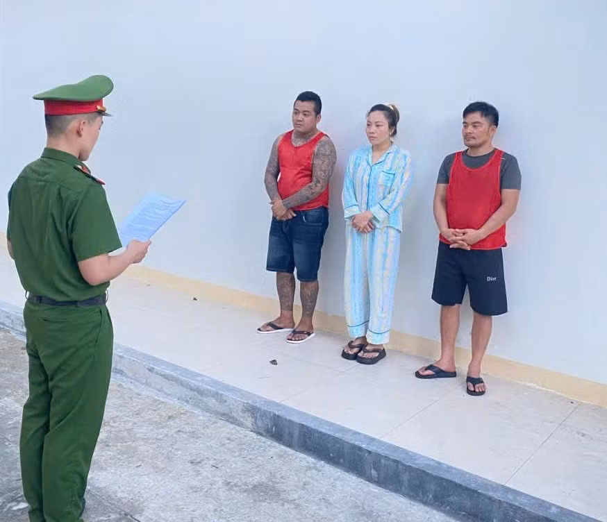 Công an khởi tố vụ án, khởi tố bị can và thi hành Lệnh bắt bị can để tạm giam những người liên quan. Ảnh: Công an cung cấp