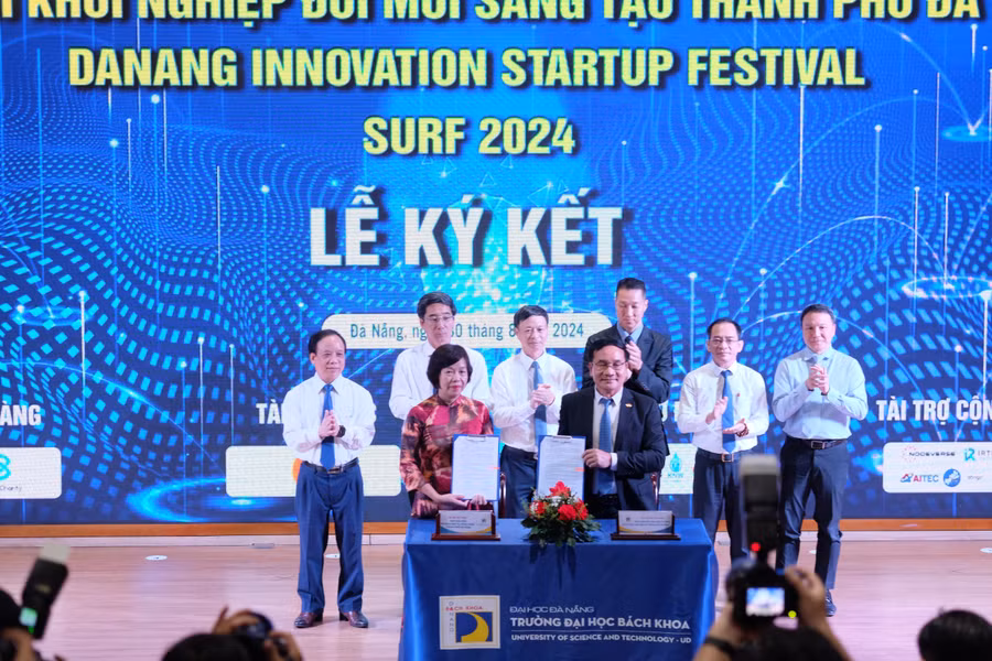 DSCF7777.JPG