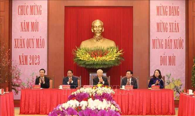 Các đồng chí lãnh đạo Đảng, Nhà nước tham dự buổi chúc Tết. Các đồng chí lãnh đạo Đảng, Nhà nước tham dự buổi chúc Tết.