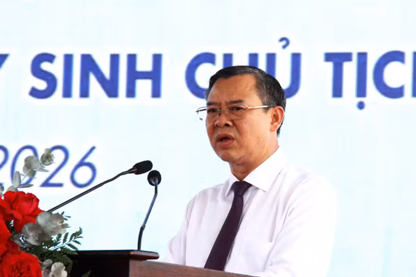 Chủ tịch UBND TP Cần Thơ, ông Trương Cảnh Tuyên phát biểu tại Lễ khởi công Dự án Nhà máy điện gió Sóc Trăng 4.