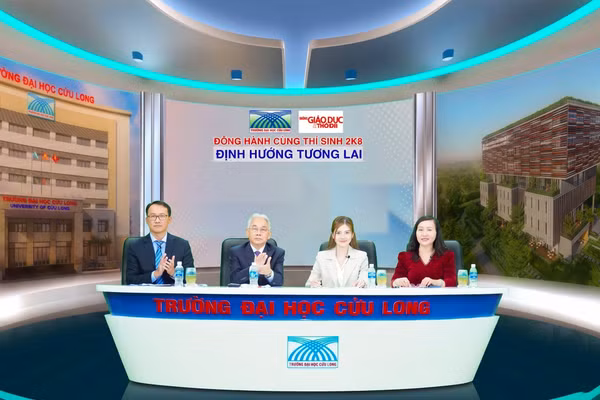 Ban cố vấn đến từ Trường ĐH Cửu Long giải đáp nhiều thắc mắc, băn khoăn của các thí sinh, phụ huynh trong mùa tuyển sinh năm 2026.