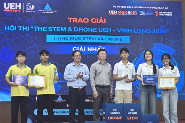 Vinh danh các đội xuất sắc tại Hội thi STEM và Drone UEH - Vĩnh Long 2026