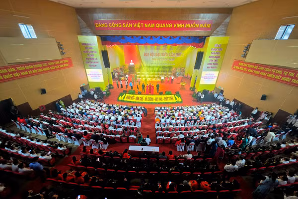 Khai mạc Đại hội Đảng bộ tỉnh Vĩnh Long lần thứ I, nhiệm kỳ 2025 - 2030. Ảnh: Phạm Trung.