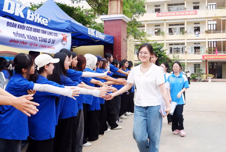 chuyen-cva-6724.jpg