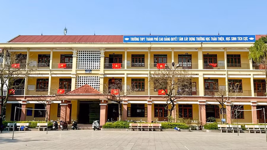 giao-duc-cao-bang-bau-cu-4.jpg