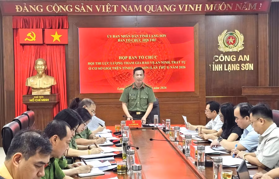 Ban tổ chức Hội thi họp bàn công tác chuẩn bị.