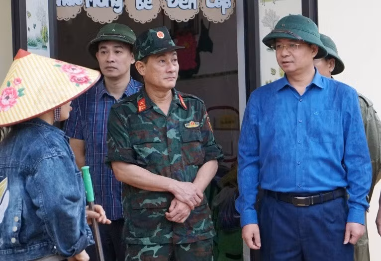khac-phuc.jpg
