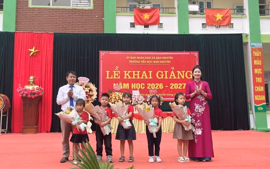 bgh-tang-hoa-don-hs-lop-1.jpg