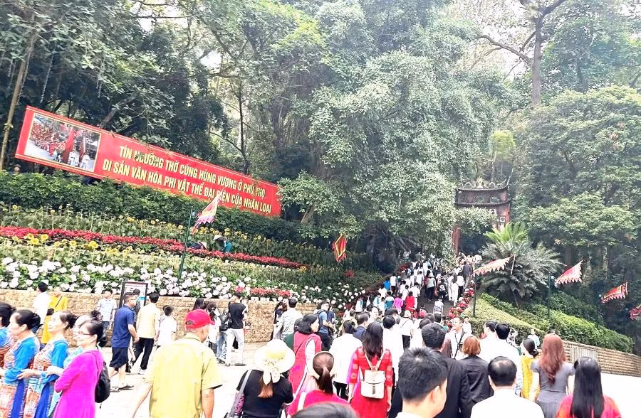 cong-dh.jpg