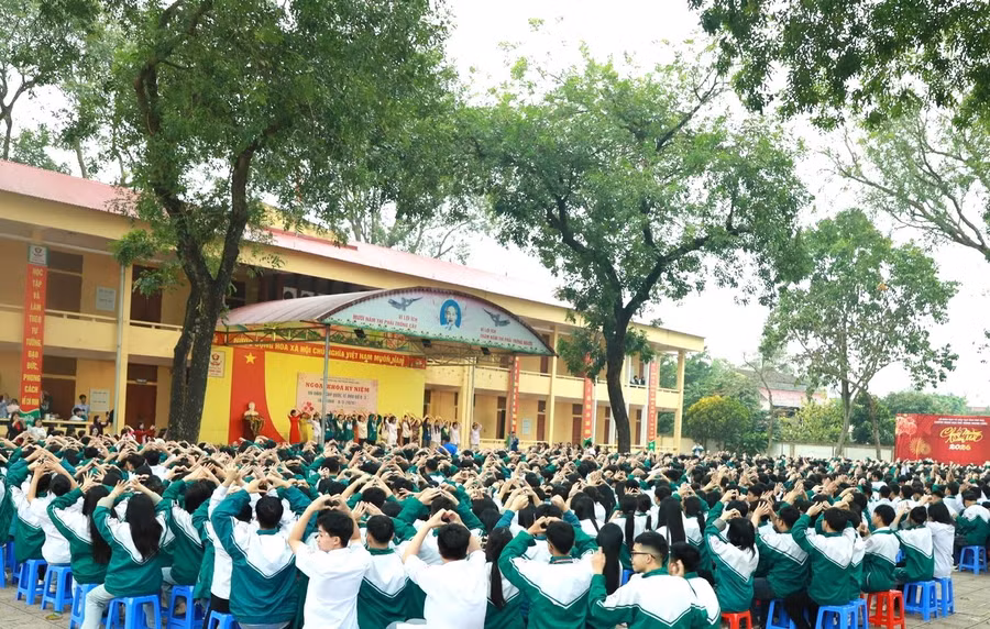 phong-chau.jpg