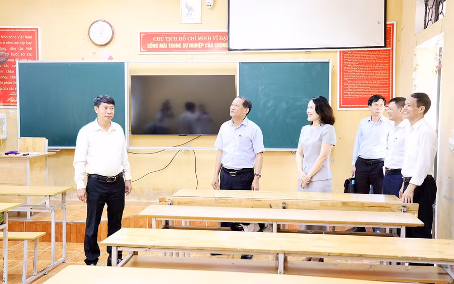 truong-thpt-tam-dao-co-ban-da-chuan-bi-xong-cac-dieu-kien-ve-co-so-vat-chat-trang-thiet-bi-phuong-tien-phuc-vu-2-ky-thi.jpg