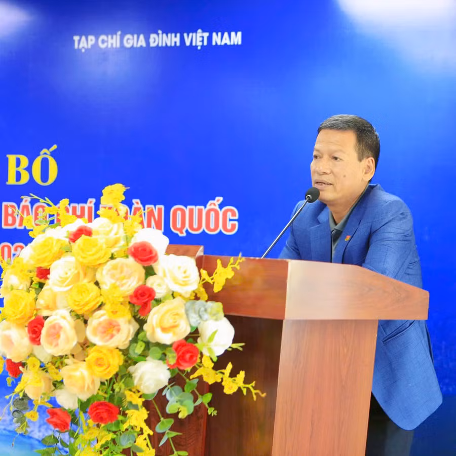 Ông Trương Thế Toàn - Phó Ban trọng tài TP. Hà Nội, phụ trách chuyên môn của giải Press Cup 2024 thông tin về điều lệ giải.