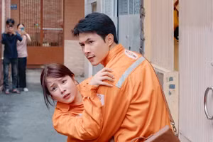DJ Mie và Anh Tú Atus trong phim "Án mạng xém hoàn hảo" - Ảnh: NSX.