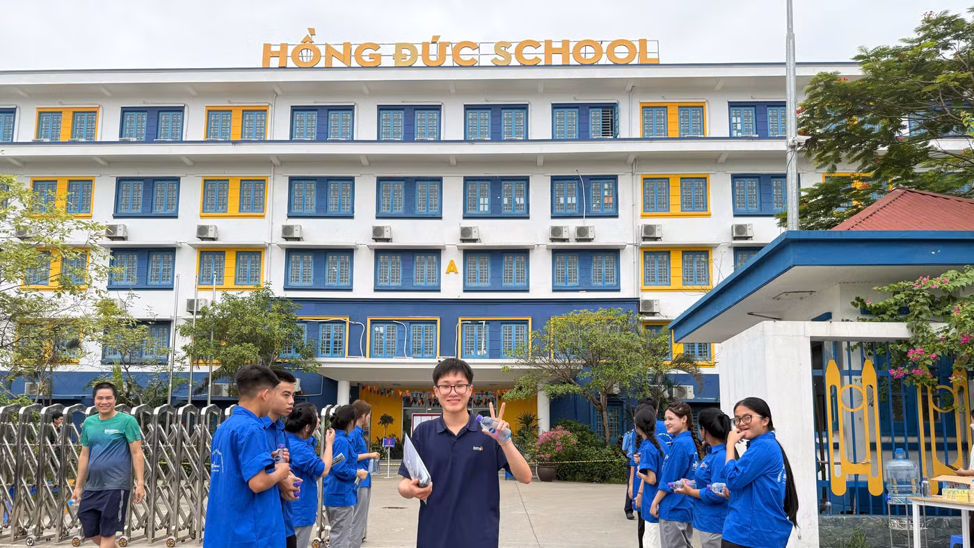 Thí sinh thi vào lớp 10 tại Hồng Đức School (Hưng Yên).