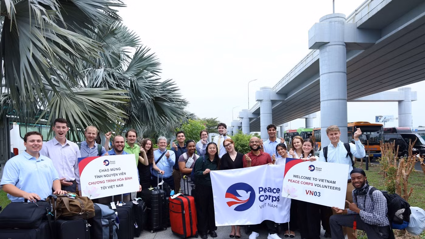 20 tình nguyện viên mới của Chương trình Hòa bình tới Việt Nam. Ảnh: Đại sứ quán Hoa Kỳ tại Việt Nam.