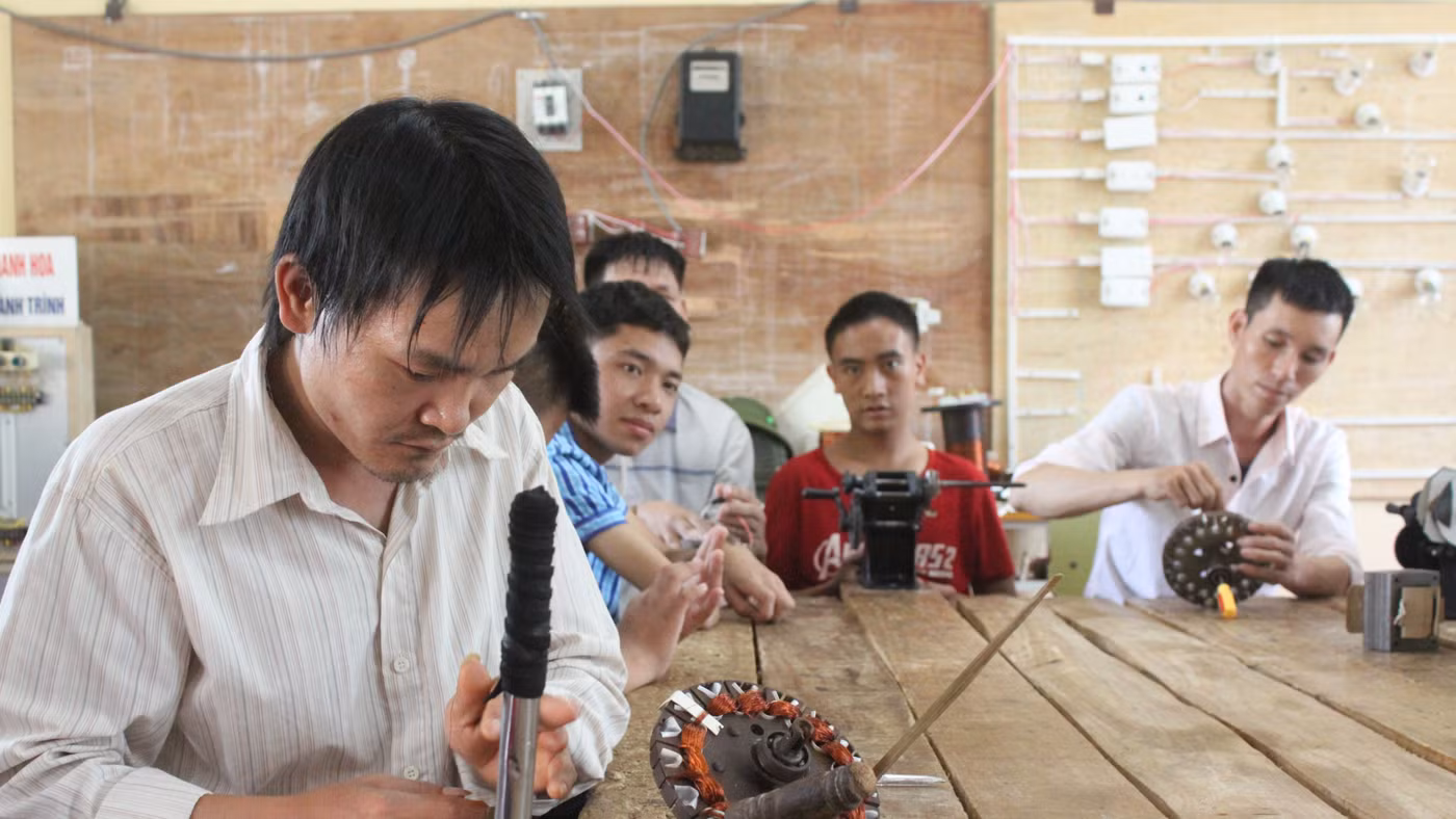 Đào tạo nghề tại Trường Trung cấp nghề Thanh, Thiếu niên khuyết tật, đặc biệt khó khăn Thanh Hóa.