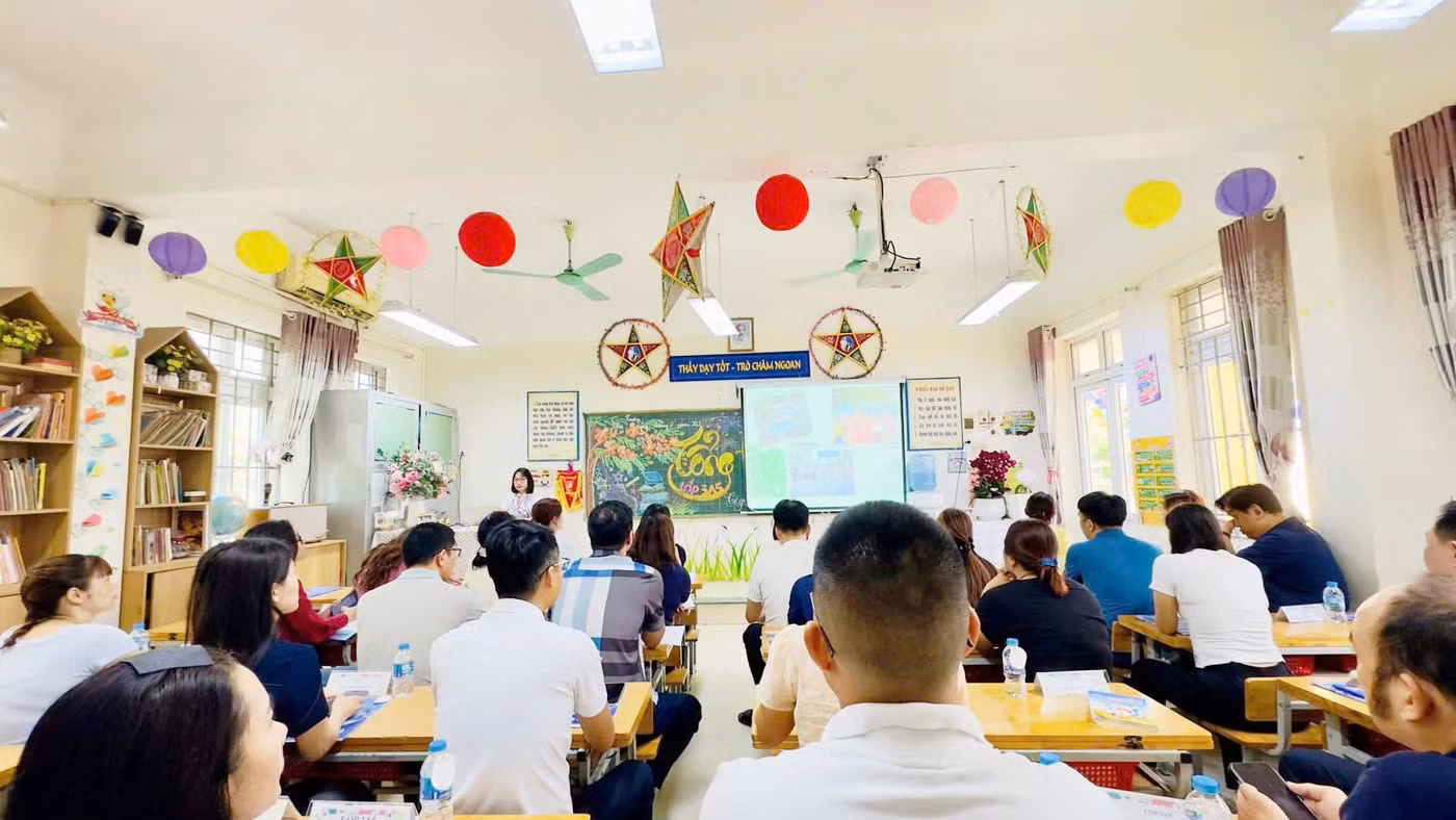 Một buổi họp phụ huynh của Trường tiểu học Yên Nghĩa (Hà Nội). Ảnh: Đình Tuệ