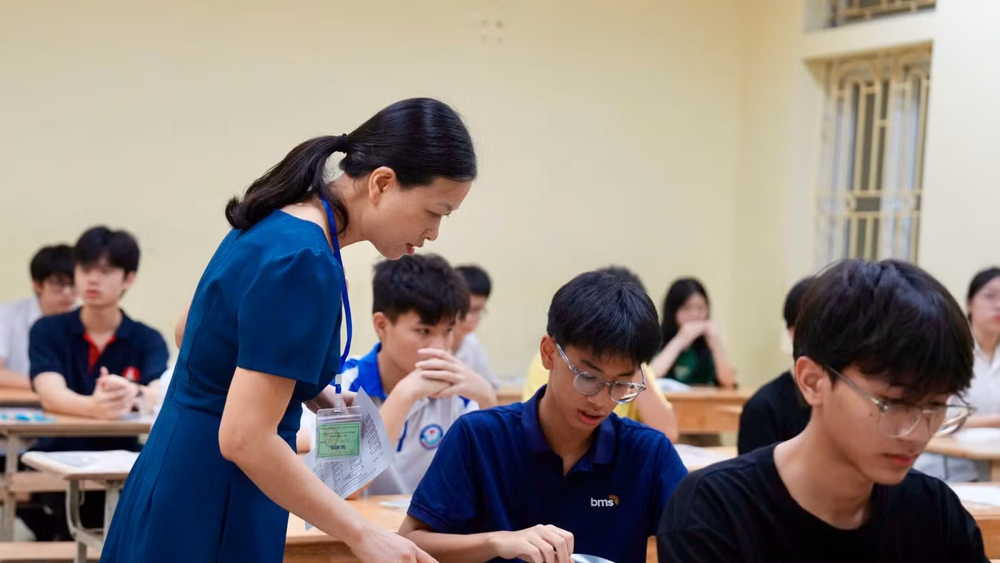 Thầy tự học làm gương trò tự học