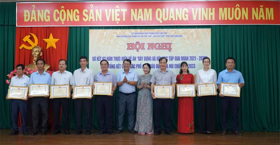 can-tho-xa-hoi-hoc-tap-3.jpg