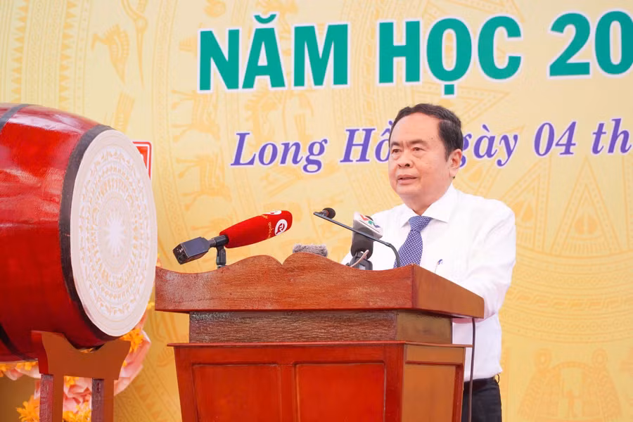 chu tich qh 3.jpg