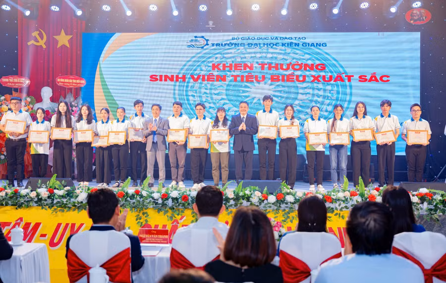 dhkg-khai-giang-4-4166.jpg