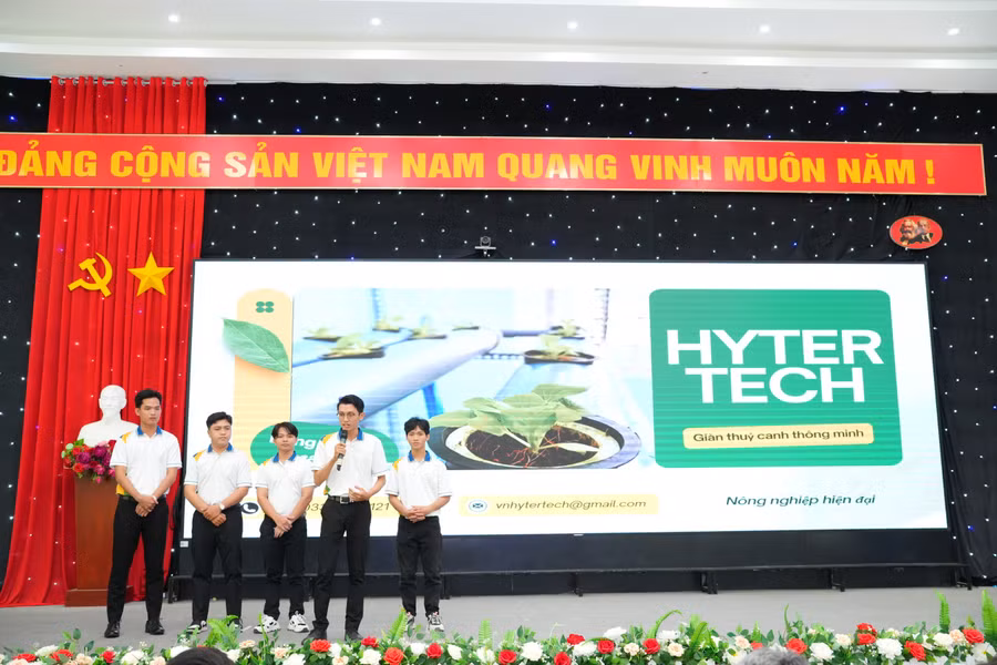 soi-noi-cuoc-thi-2-7695-1059.jpg
