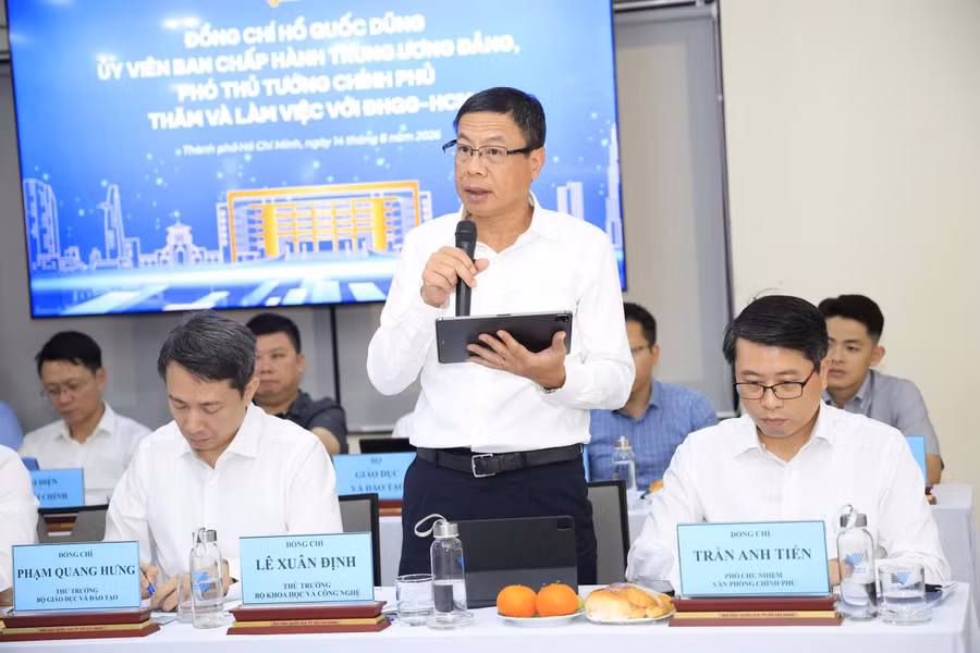 ong-le-xuan-dinh.jpg