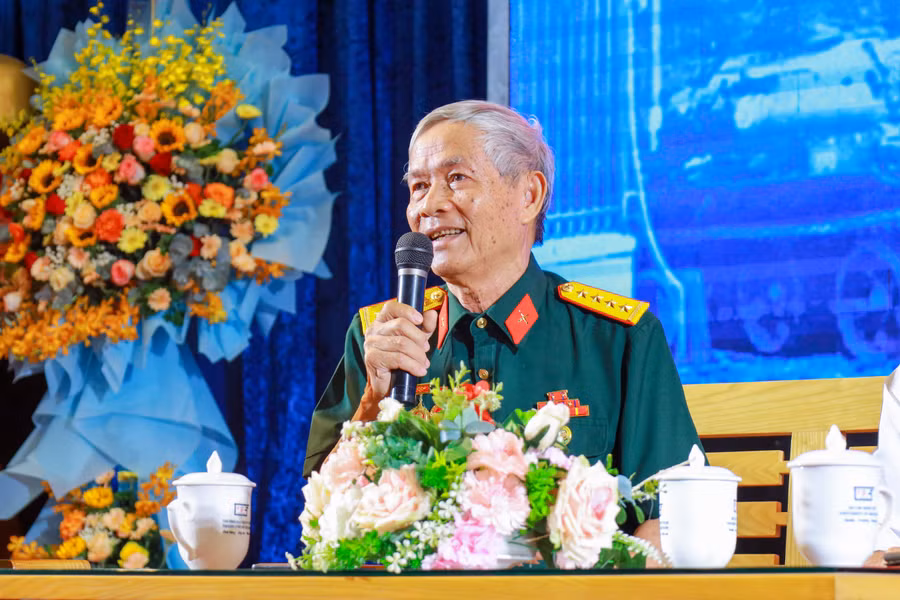 dai-uy-ho-duy-hung-chien-si-quan-bao-sai-gon-gia-dinh-phi-cong-tham-gia-chien-dich-ho-chi-minh.jpg