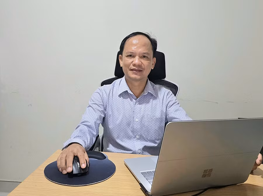 chuyen-gia.jpg