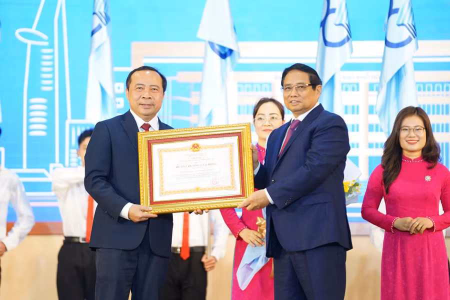 huan-chuong.jpg