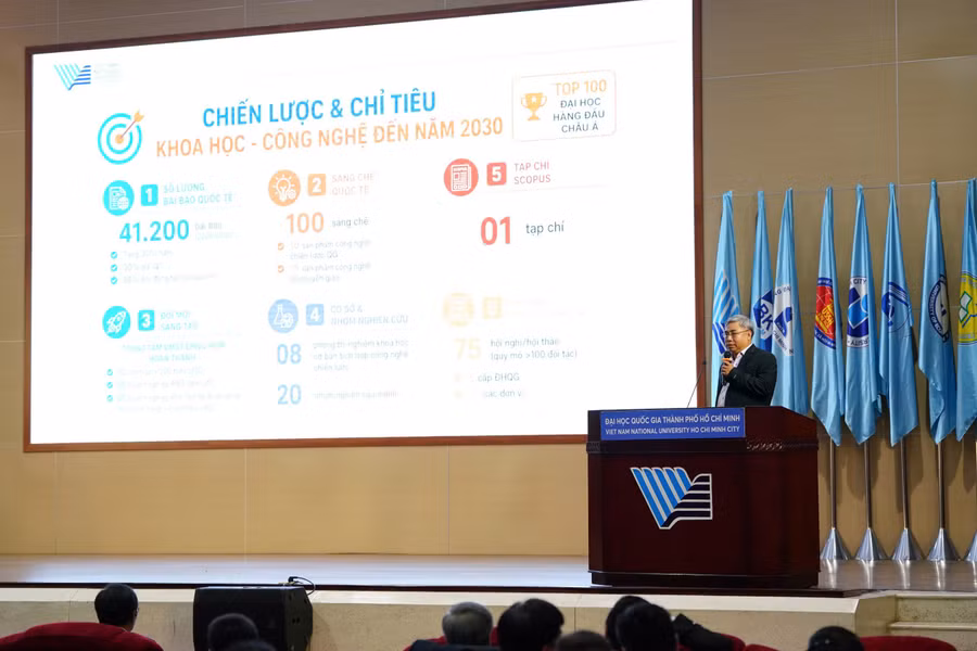 chien-luoc.jpg