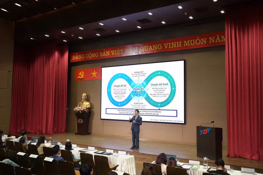 TS Trần Quý, Viện trưởng Viện Phát triển Kinh tế Số Việt Nam trình bày tham luận tại hội thảo.
