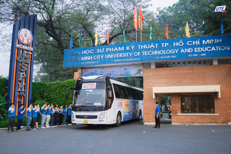 chuyen-xe.jpg