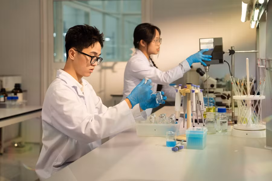 Phòng thí nghiệm tại VLU.