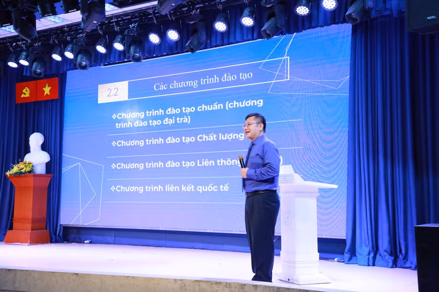 chuong-trinh.jpg