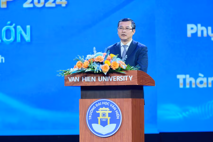 thu-truong-bo-giao-duc.jpg