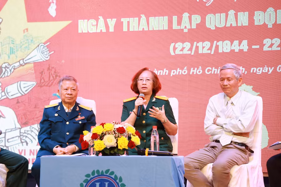 giao-luu-3.jpg