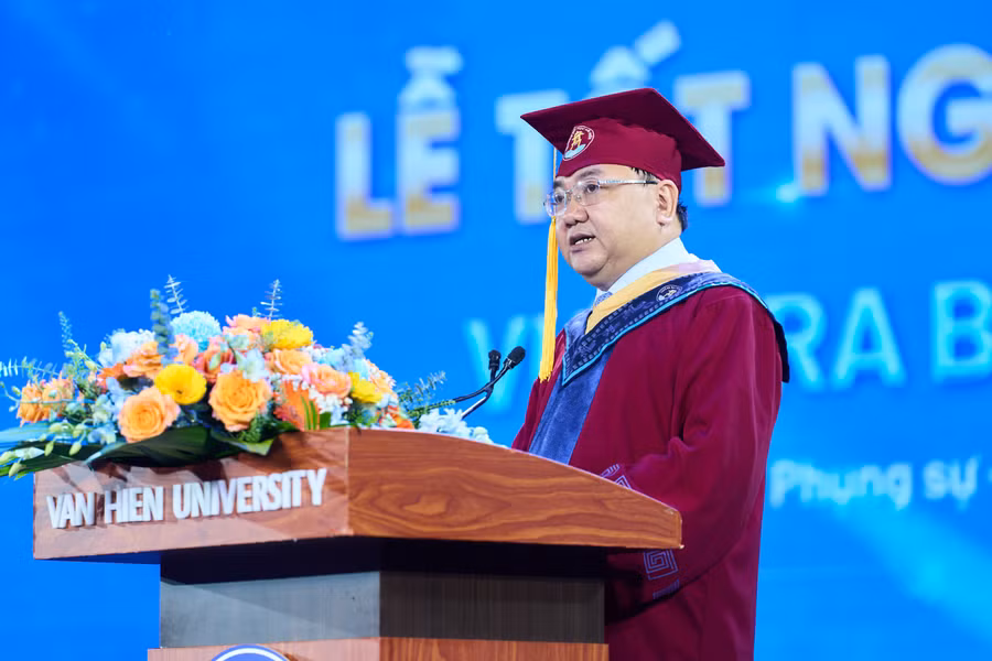hieu-truong-nha-truong.jpg