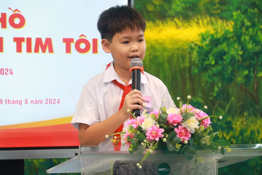 Hinh 3 Bac Ho trong trai tim toi.jpg
