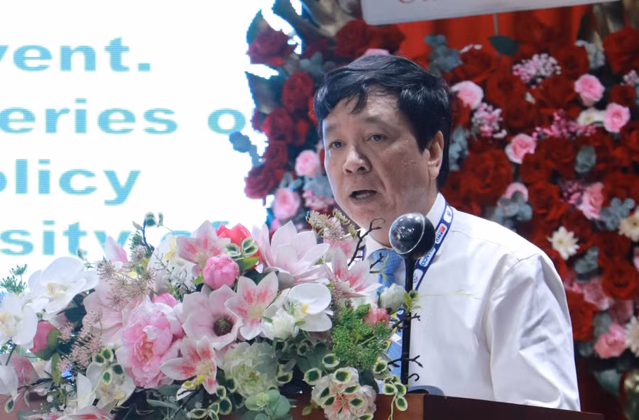 pgs-ts-nguyen-van-hung.jpg