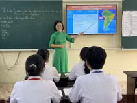 Giờ học tại Trường THPT Tô Hiến Thành (Thanh Hóa). Ảnh: NTCC