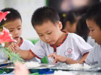 Một bữa ăn học đường của học sinh TP Đà Nẵng. Ảnh: INT