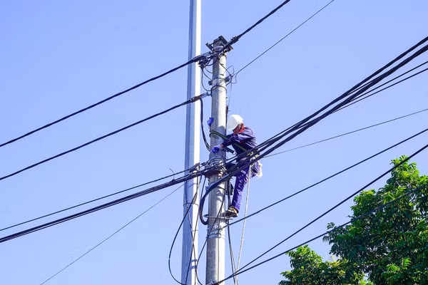Các đơn vị tập trung đẩy nhanh tiến độ các công trình, dự án trọng điểm trên địa bàn Hà Tĩnh.