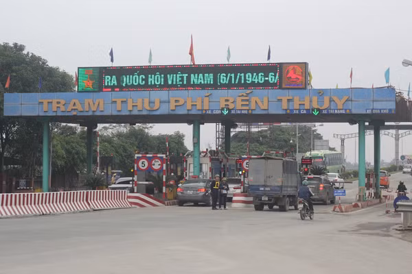 Trạm thu phí Bến Thủy. (Ảnh: P.Đ)